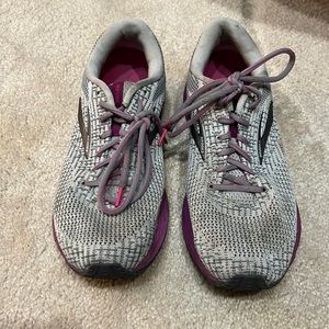 Brooks Revel 3 running shoes